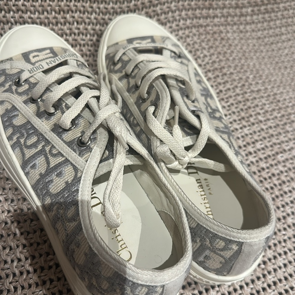 Walk N Dior Sneaker in Grey - Picture 5 of 7